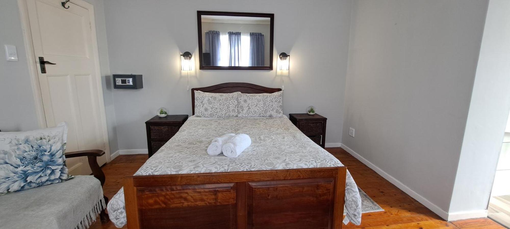 Raston Guest House Ламбертс-Бей Экстерьер фото
