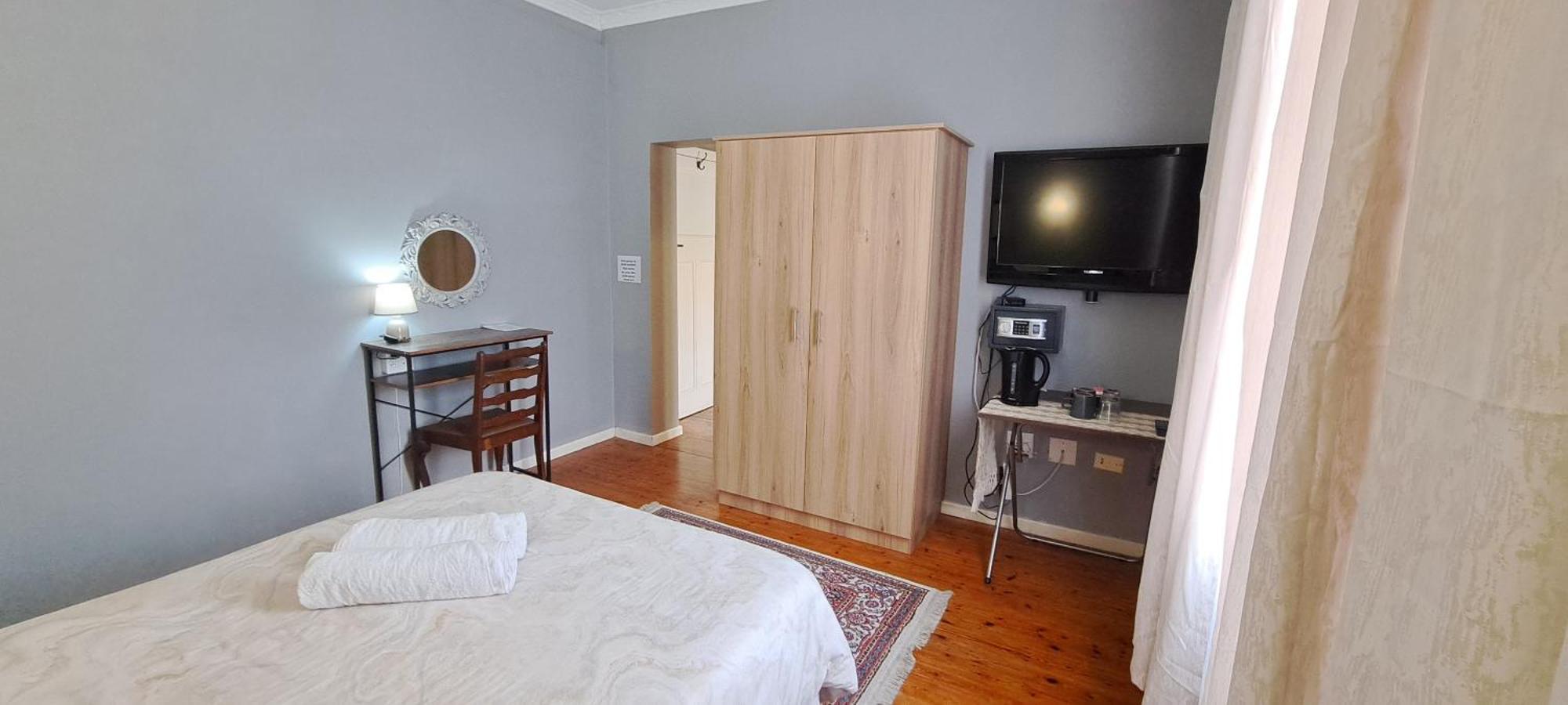Raston Guest House Ламбертс-Бей Экстерьер фото